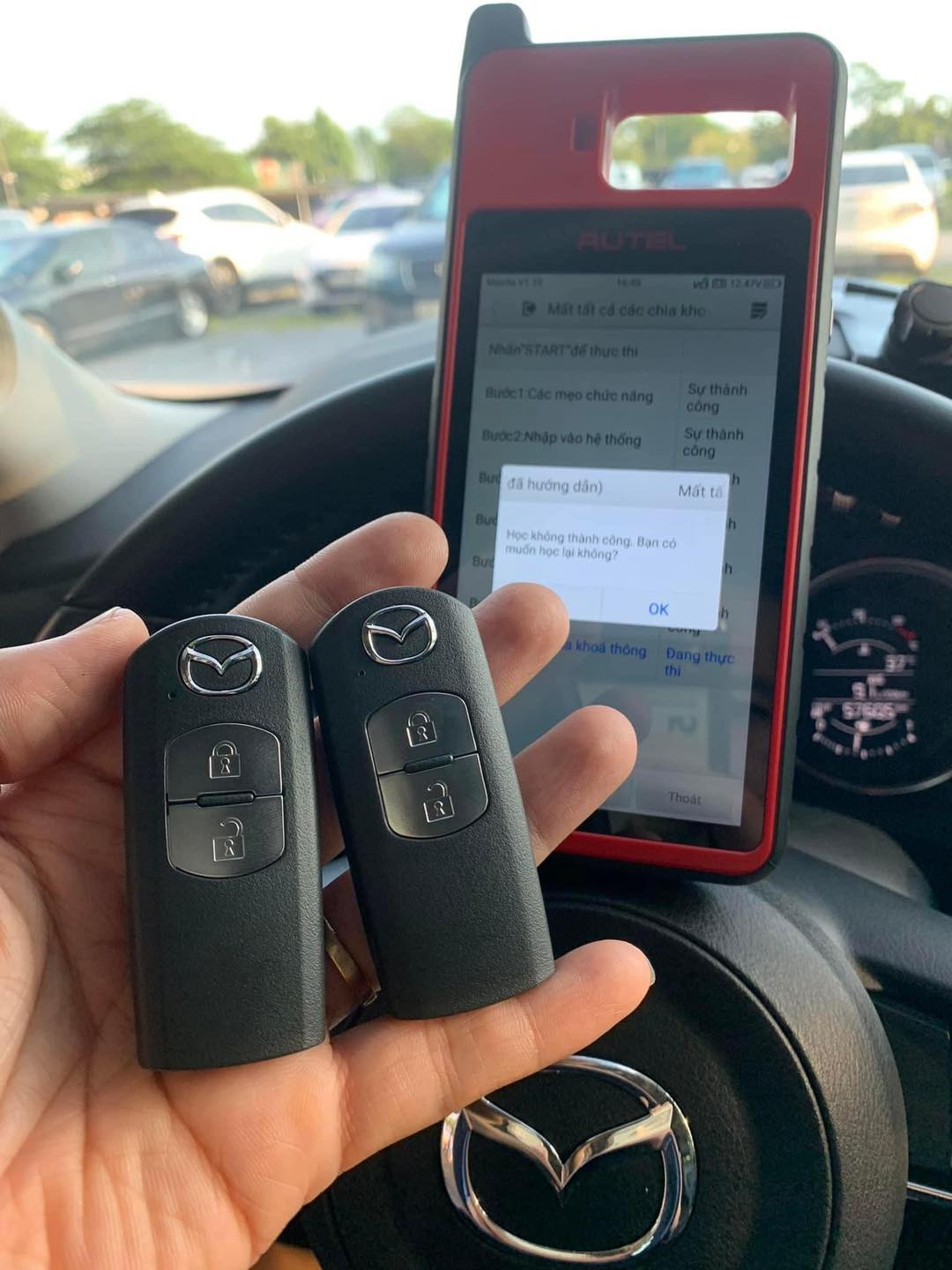 làm chìa khóa ô tô Mazda