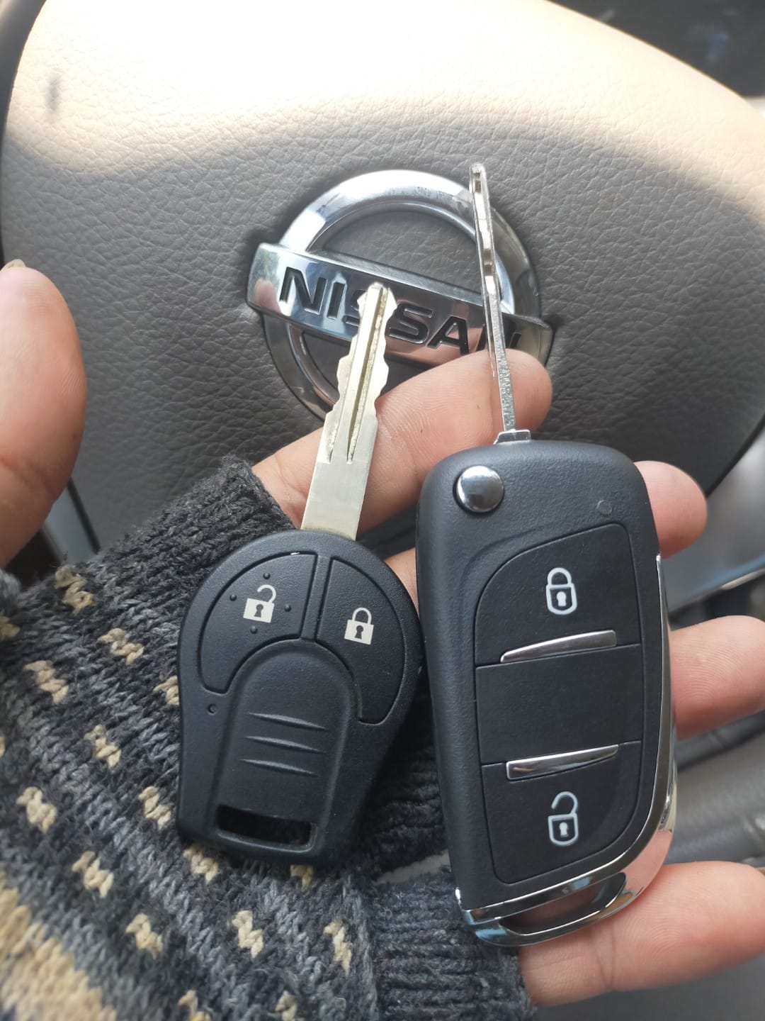 Làm chìa khóa ô tô Nissan